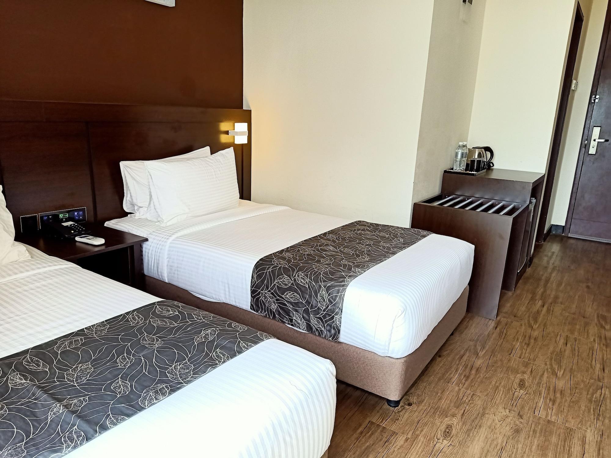 Villea Rompin Resort & Golf Kuala Rompin Exterior foto
